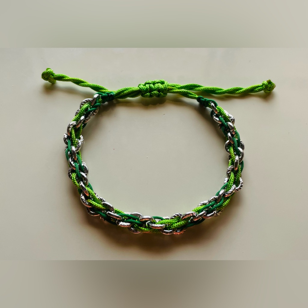 Brand New Treaded Silver Tone Chain Bracelet